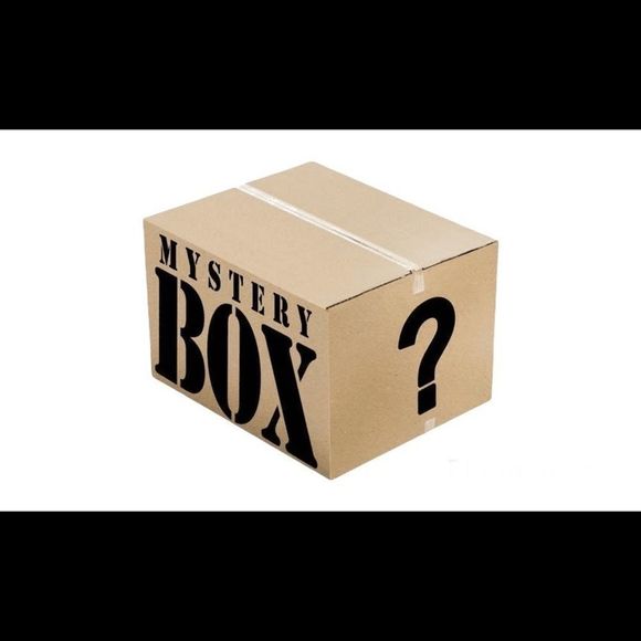 Mystery baby girl box size 2t & 3t lot of 10